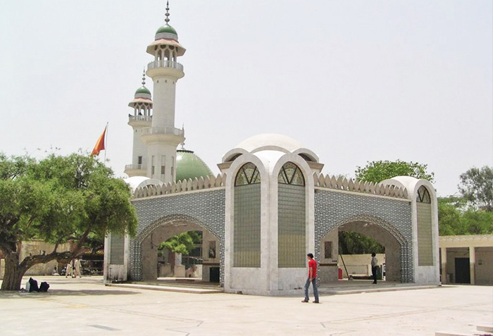 Shrine Baba Bulleh Shah in Kasur